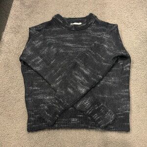 Like New Everlane Alpaca Crew Sweater in a Heathered Black